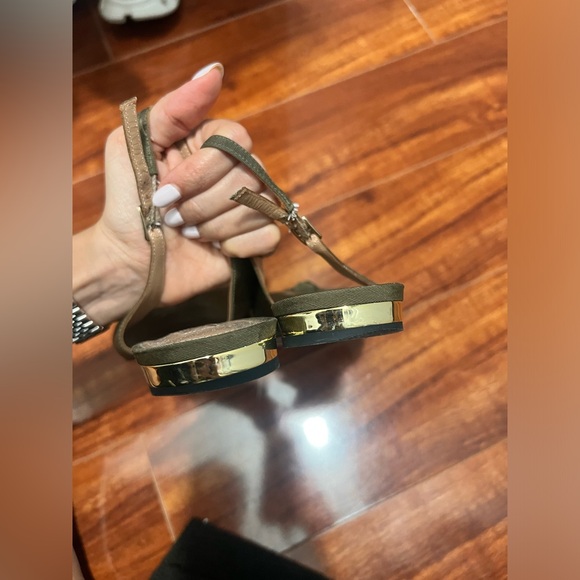 Aquazzura Colorblock Pattern Pointed-Toe Slingback - Picture 6 of 7